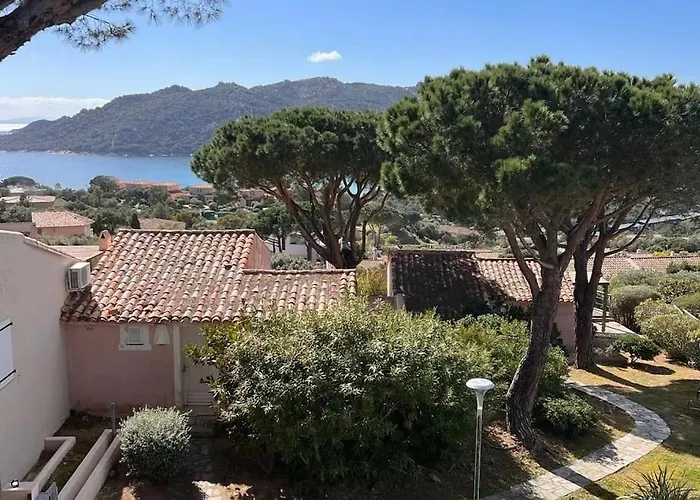 4 Pers Vue Sur La Baie De Santa Giulia Porto-Vecchio (Corsica)