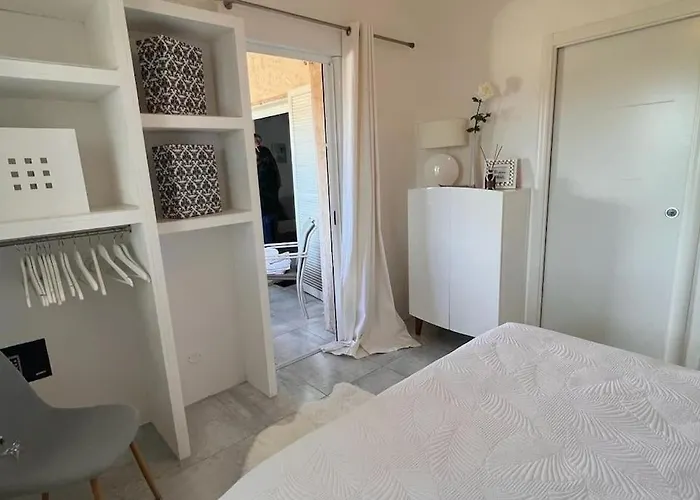 4 Pers Vue Sur La Baie De Santa Giulia Appartement Porto-Vecchio (Corsica)