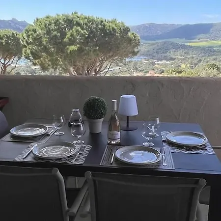 Apartment 4 Pers Vue Sur La Baie De Santa Giulia *