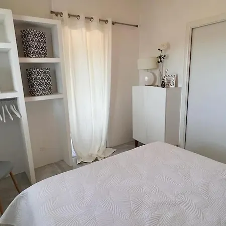 4 Pers Vue Sur La Baie De Santa Giulia