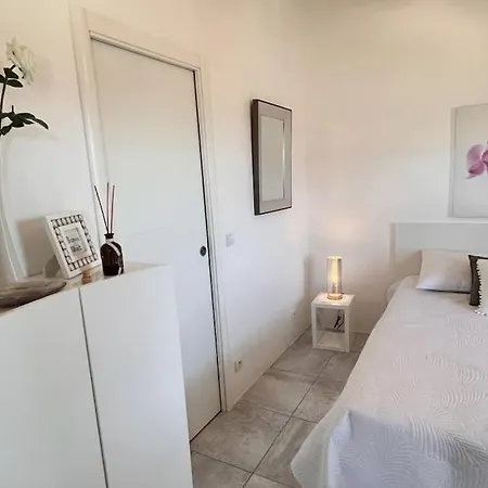 4 Pers Vue Sur La Baie De Santa Giulia *