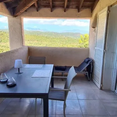 4 Pers Vue Sur La Baie De Santa Giulia