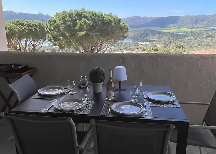 Apartment 4 Pers Vue Sur La Baie De Santa Giulia *