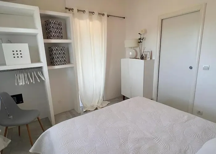 4 Pers Vue Sur La Baie De Santa Giulia