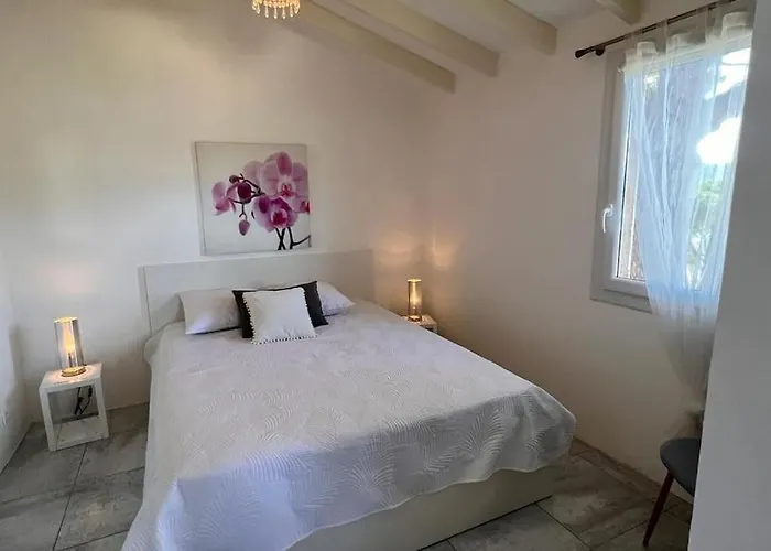 4 Pers Vue Sur La Baie De Santa Giulia Porto Vecchio