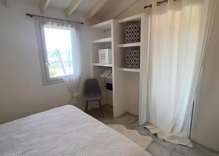 4 Pers Vue Sur La Baie De Santa Giulia Apartment