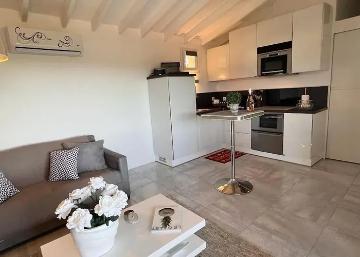 4 Pers Vue Sur La Baie De Santa Giulia *